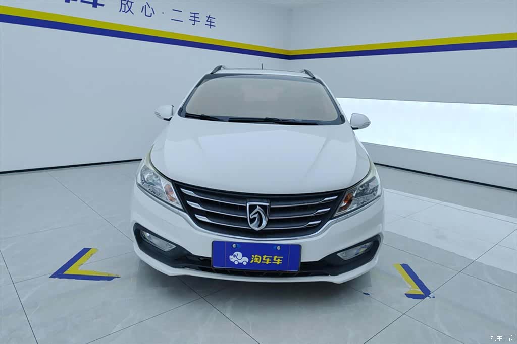 Wuling 310, 2017 2