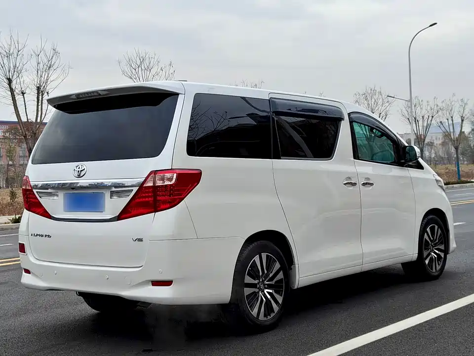 Toyota Elfa Toyota Elfa