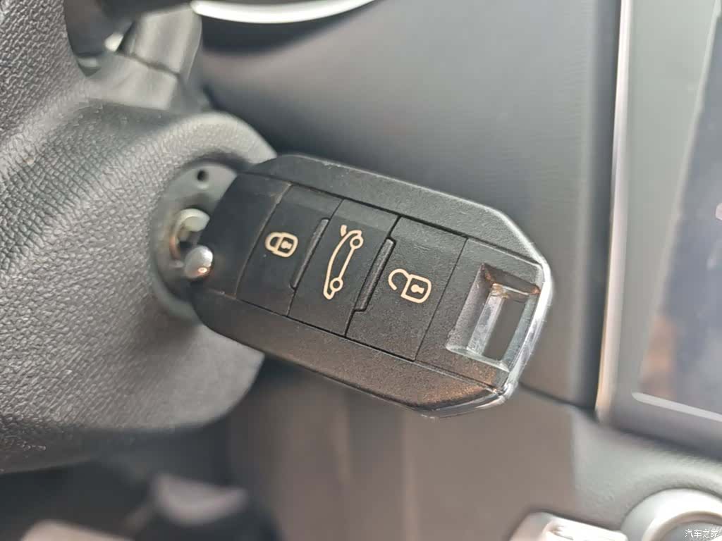 Peugeot 408, 2017 9