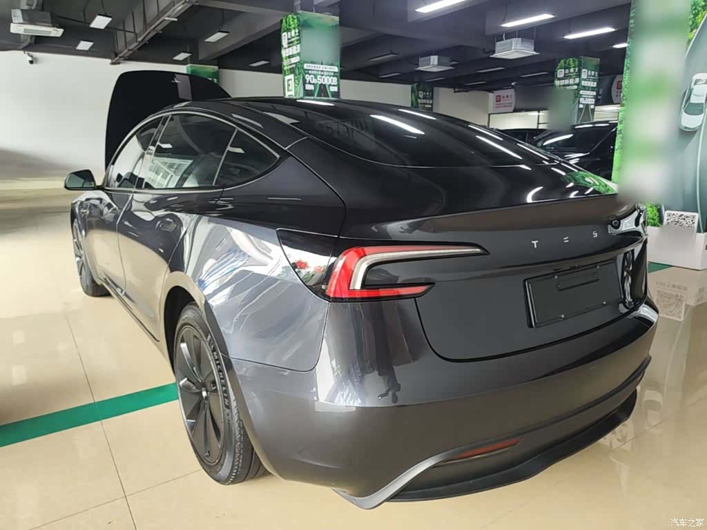 Tesla Model 3, 2024 все фото