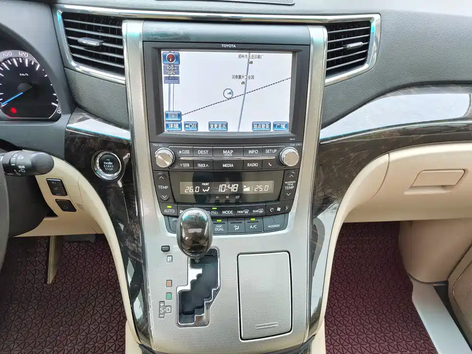 Toyota Elfa Toyota Elfa