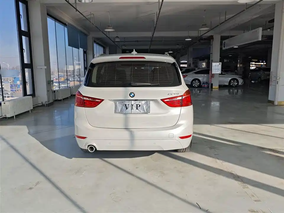 BMW 2 series multifunctional station wagon