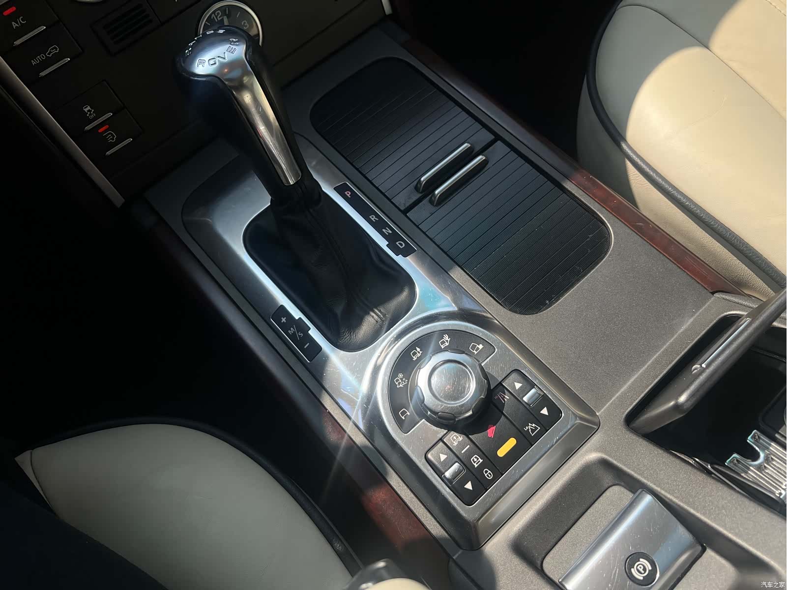 Land Rover Range Rover, 2012 20