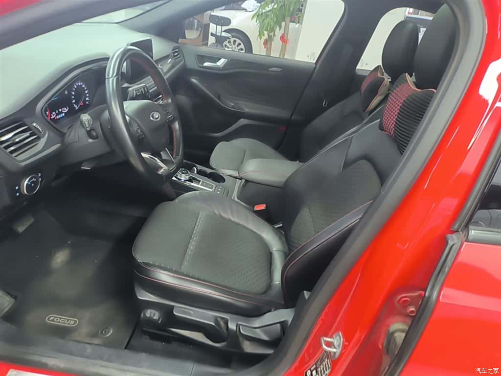 Ford Focus, 2020 15