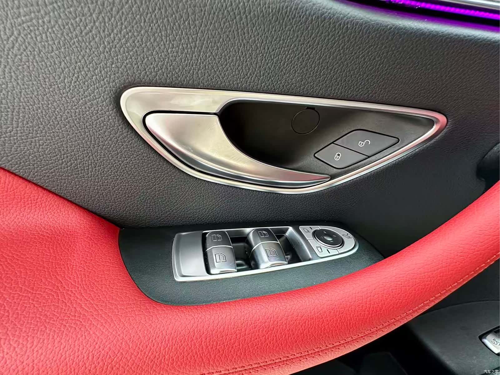 Mercedes-Benz E-Class, 2023 13