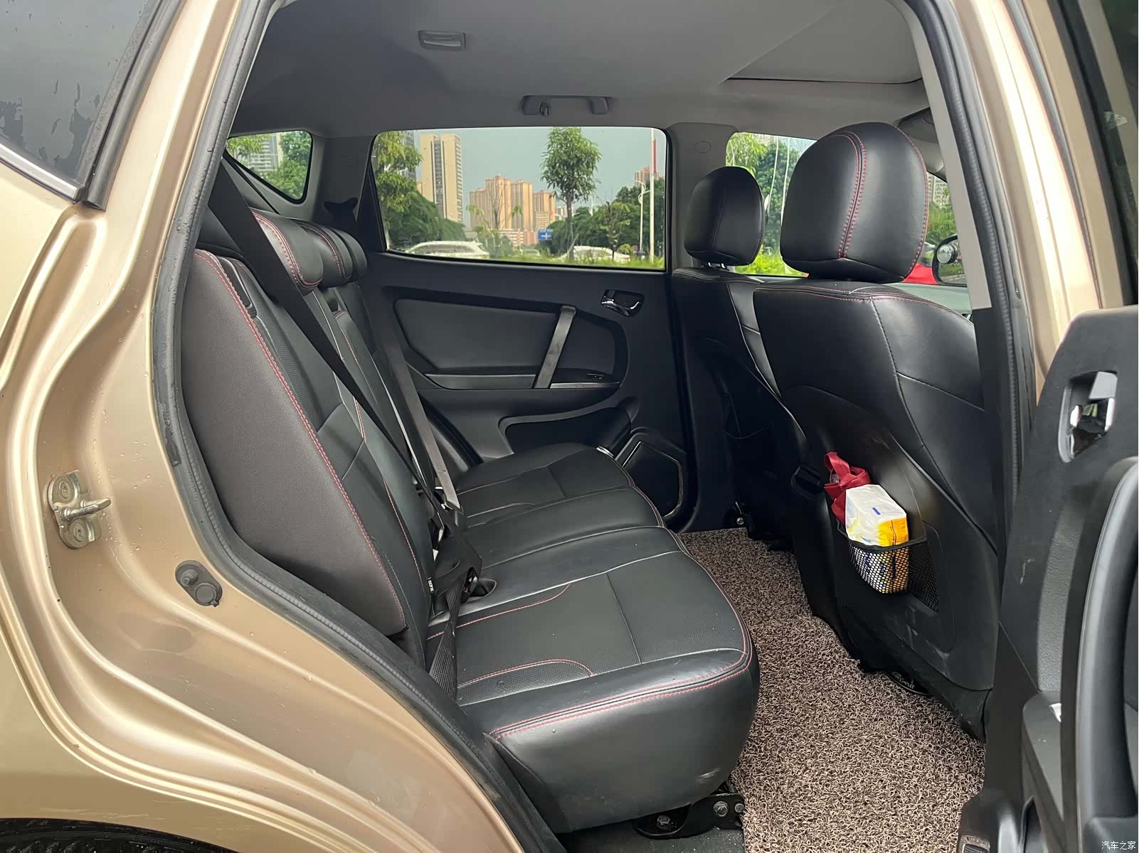 Geely GX7, 2014 10