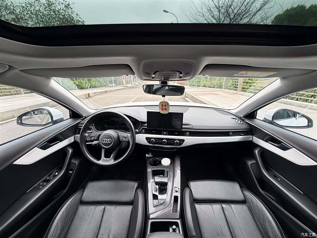 Audi A4L, 2022 11