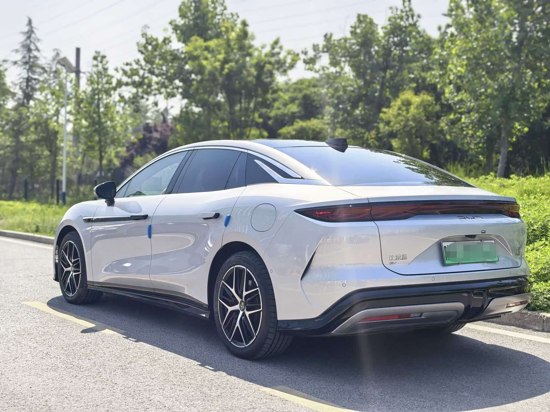 BYD Han, 2025 16
