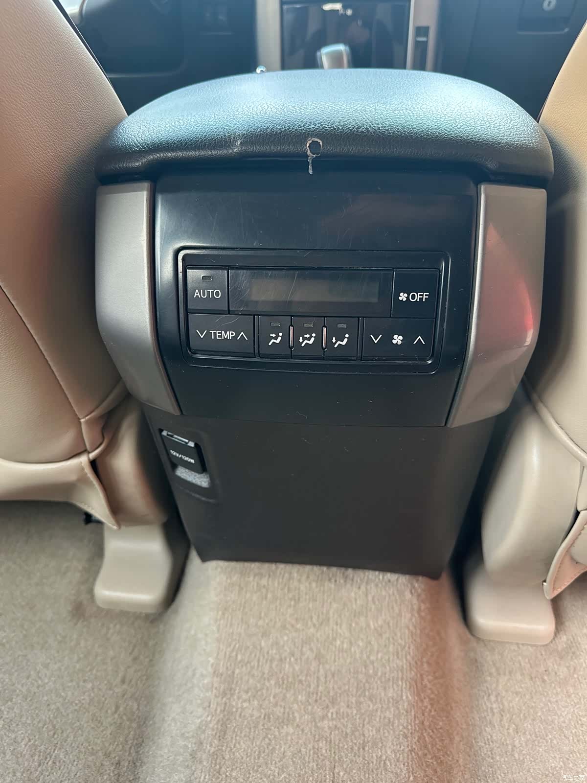 Toyota Prado, 2012 6