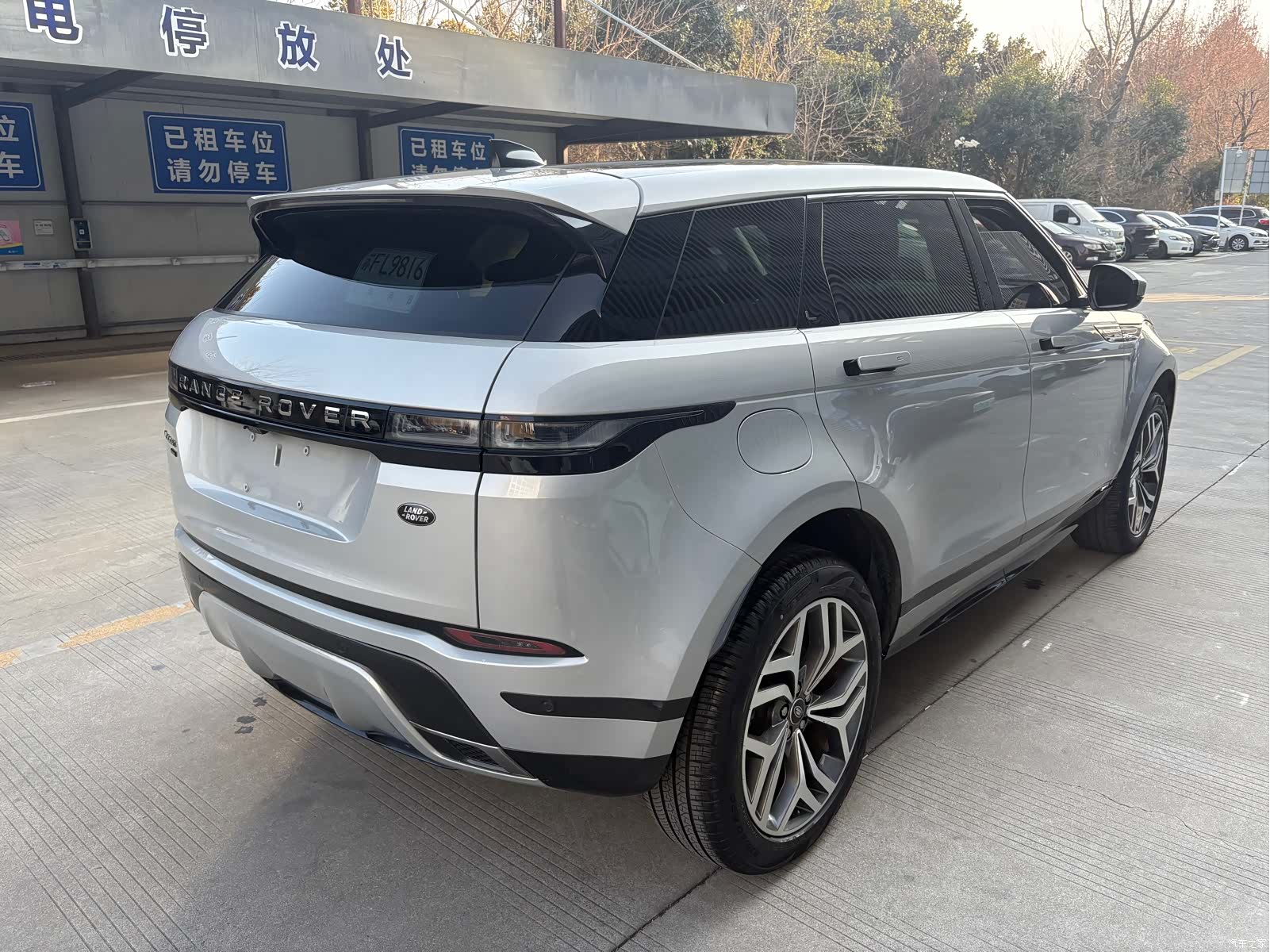 Land Rover Range Rover, 2021 все фото