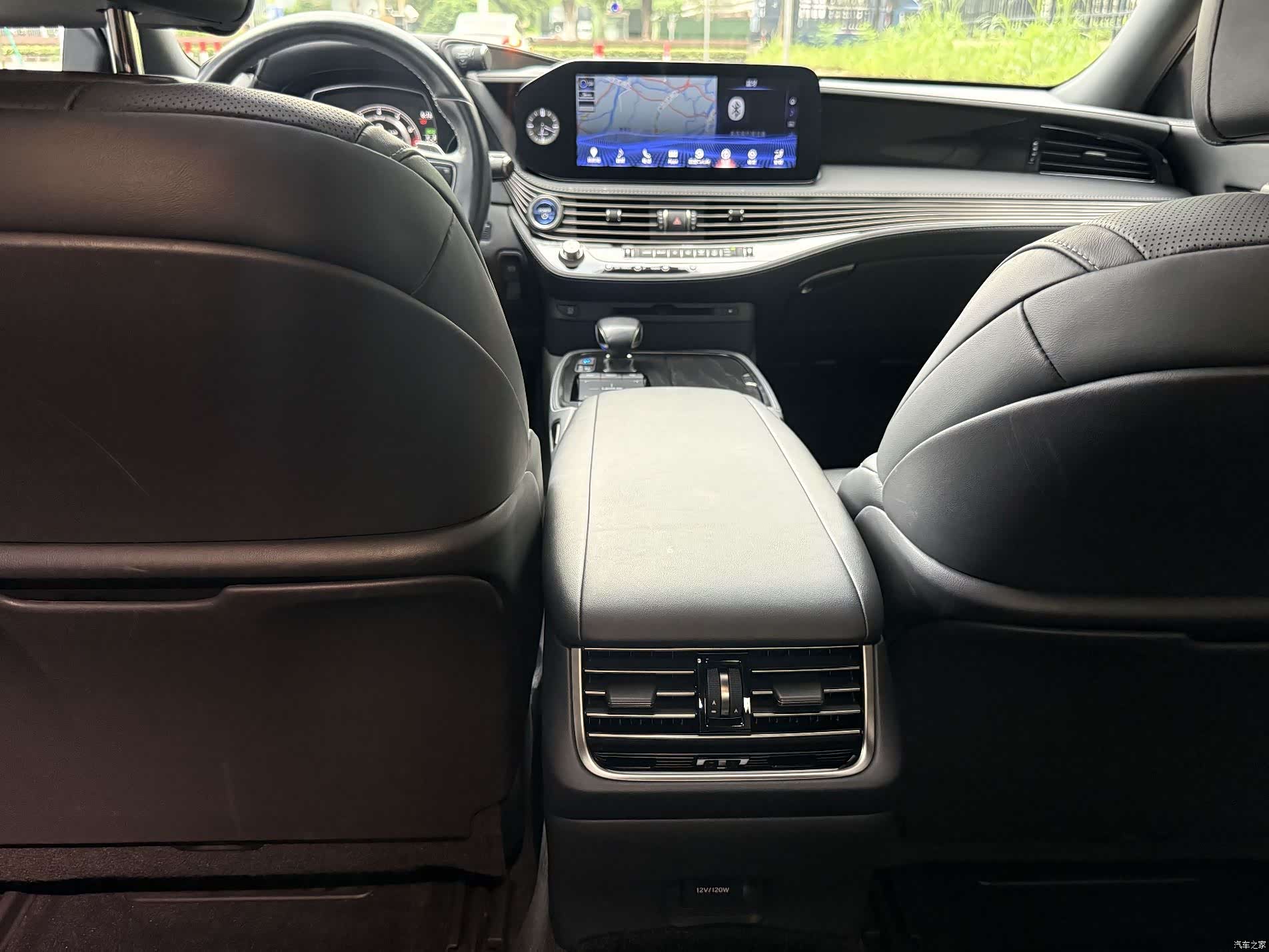 Lexus LS, 2021 15