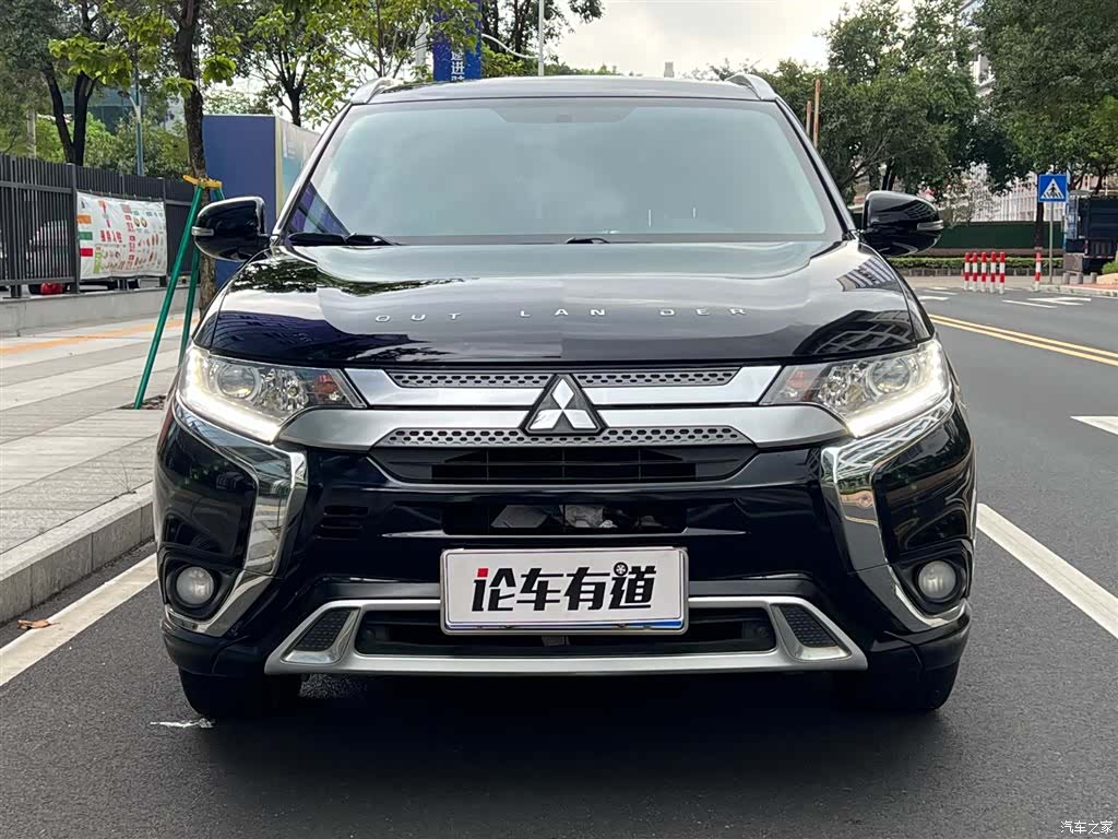 Mitsubishi Outlander, 2019 24