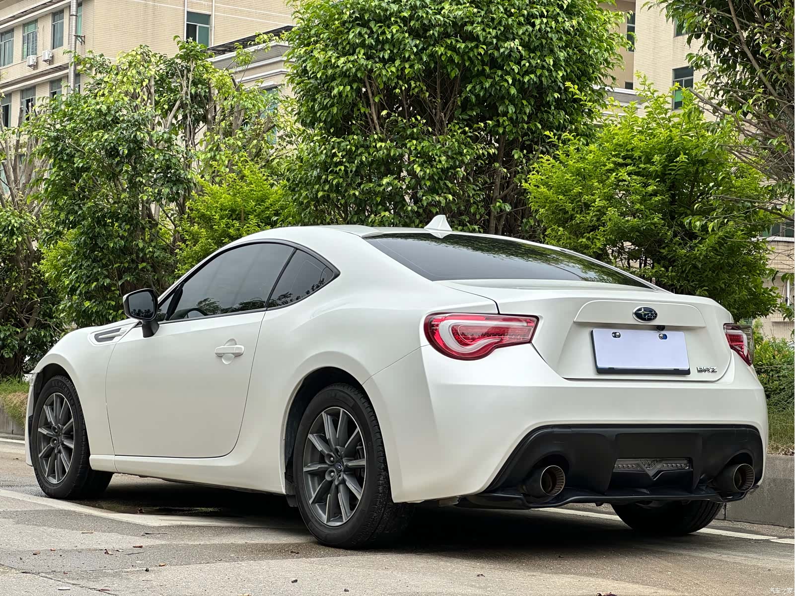 Subaru BRZ, 2013 4