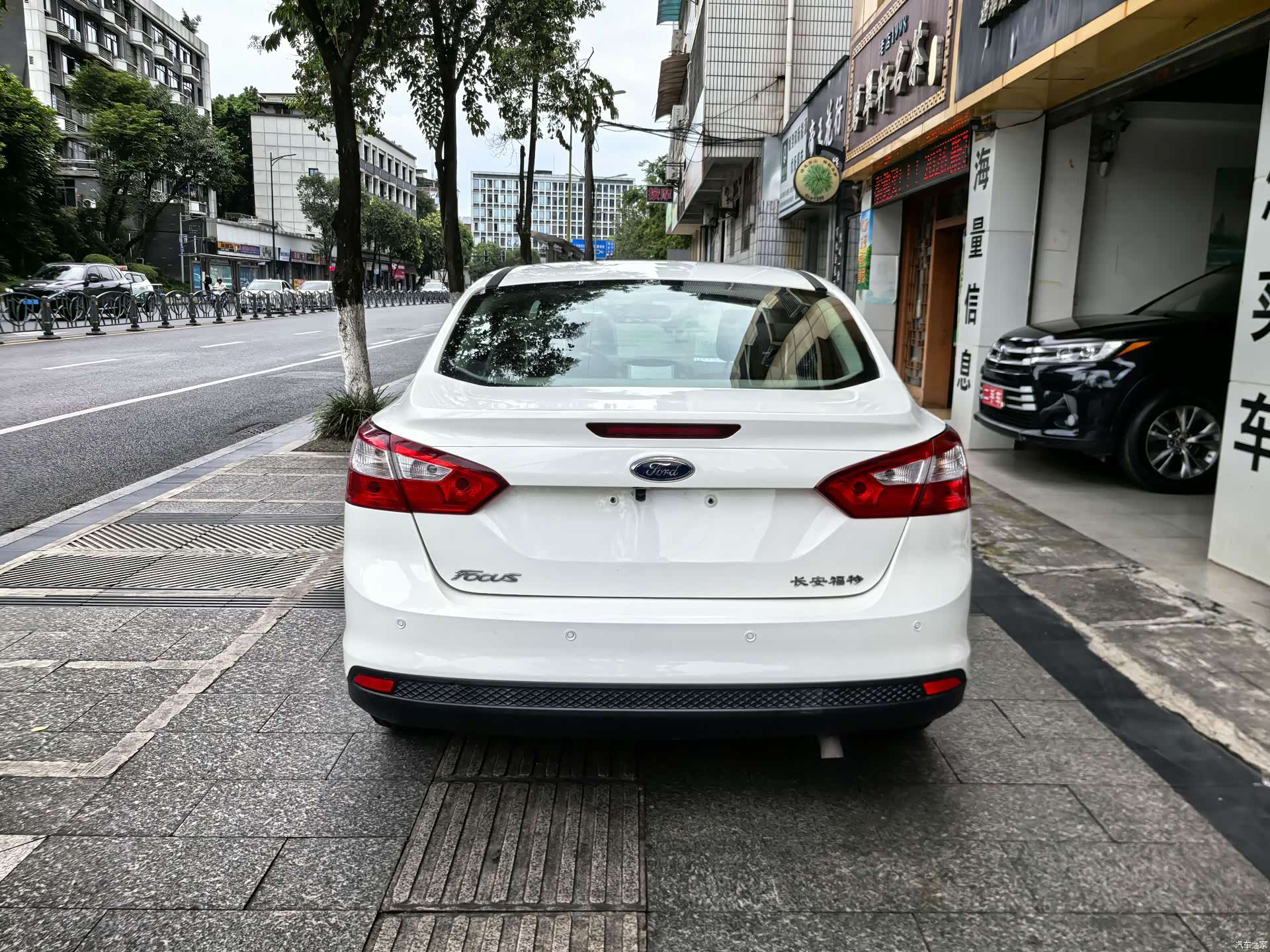Ford Focus, 2014 6