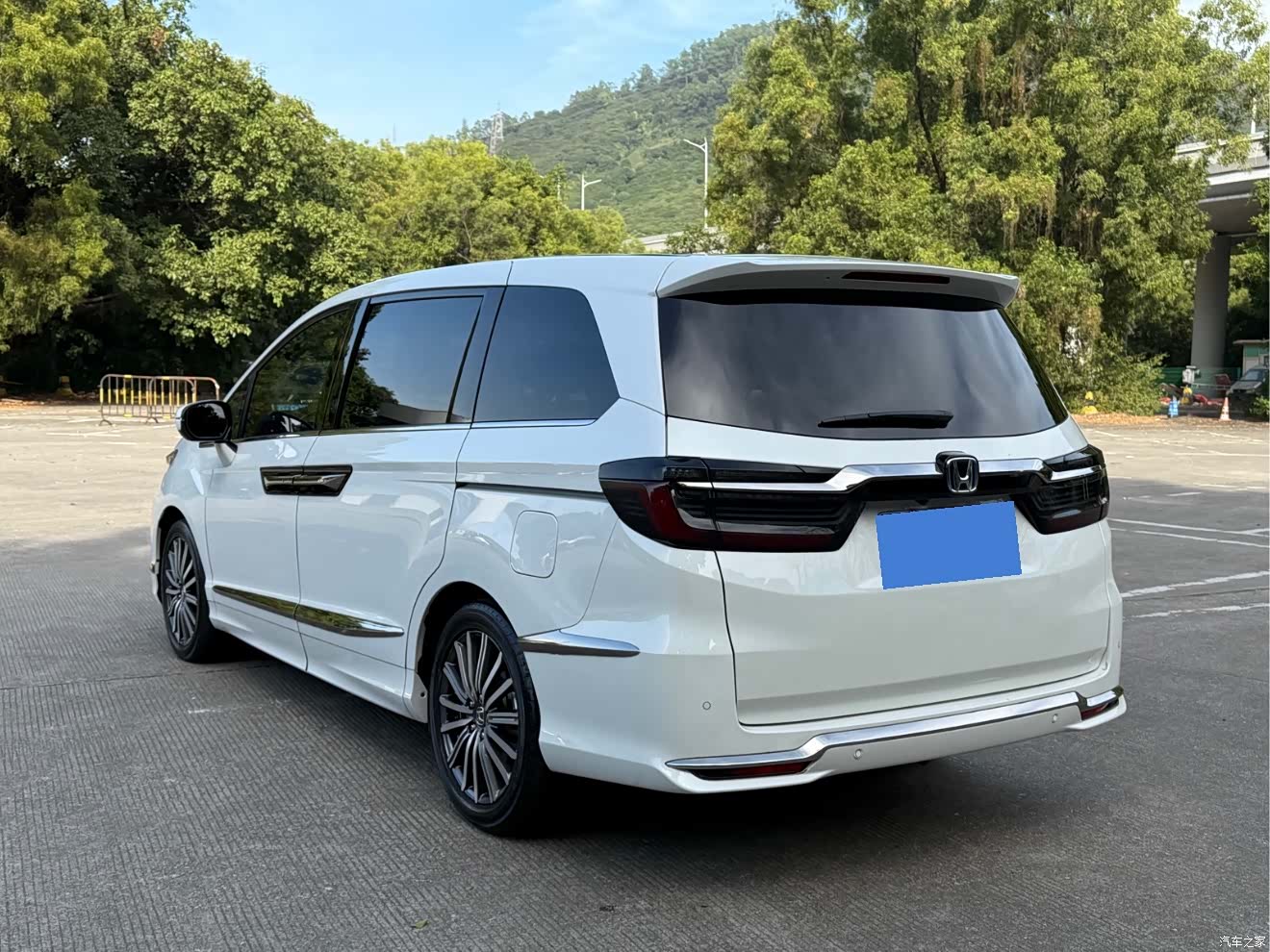 Honda Elysion, 2022 17
