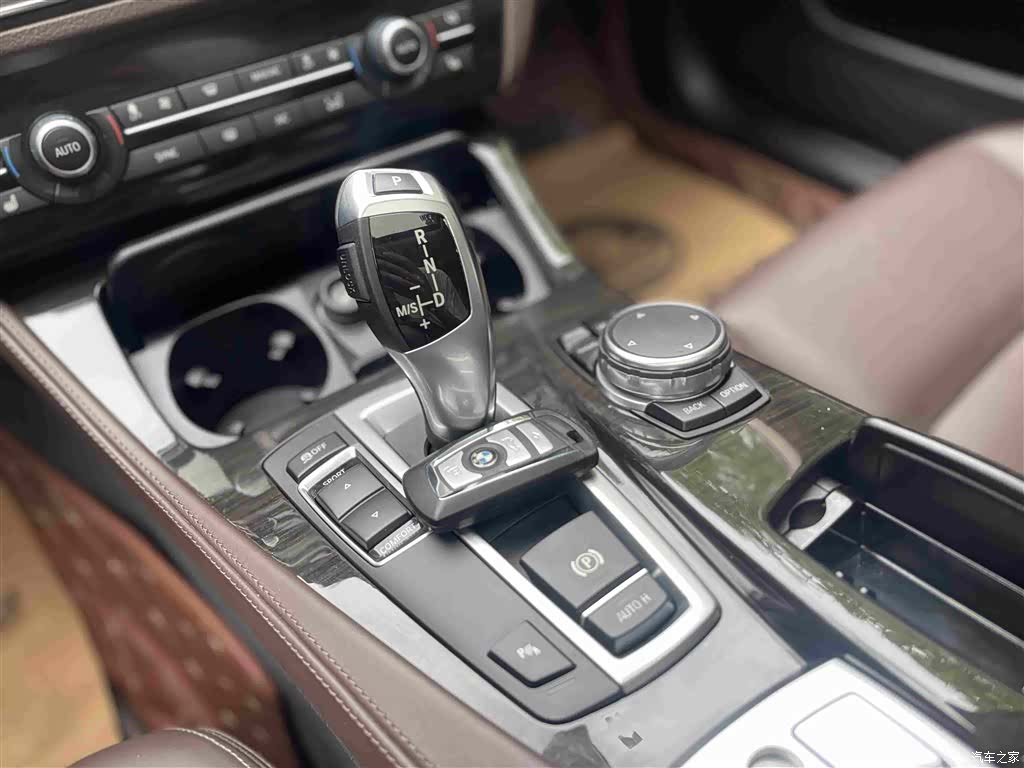 BMW 5 Series, 2016 20