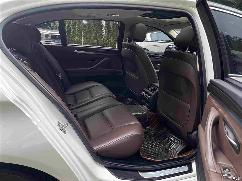 BMW 5 Series, 2016 16