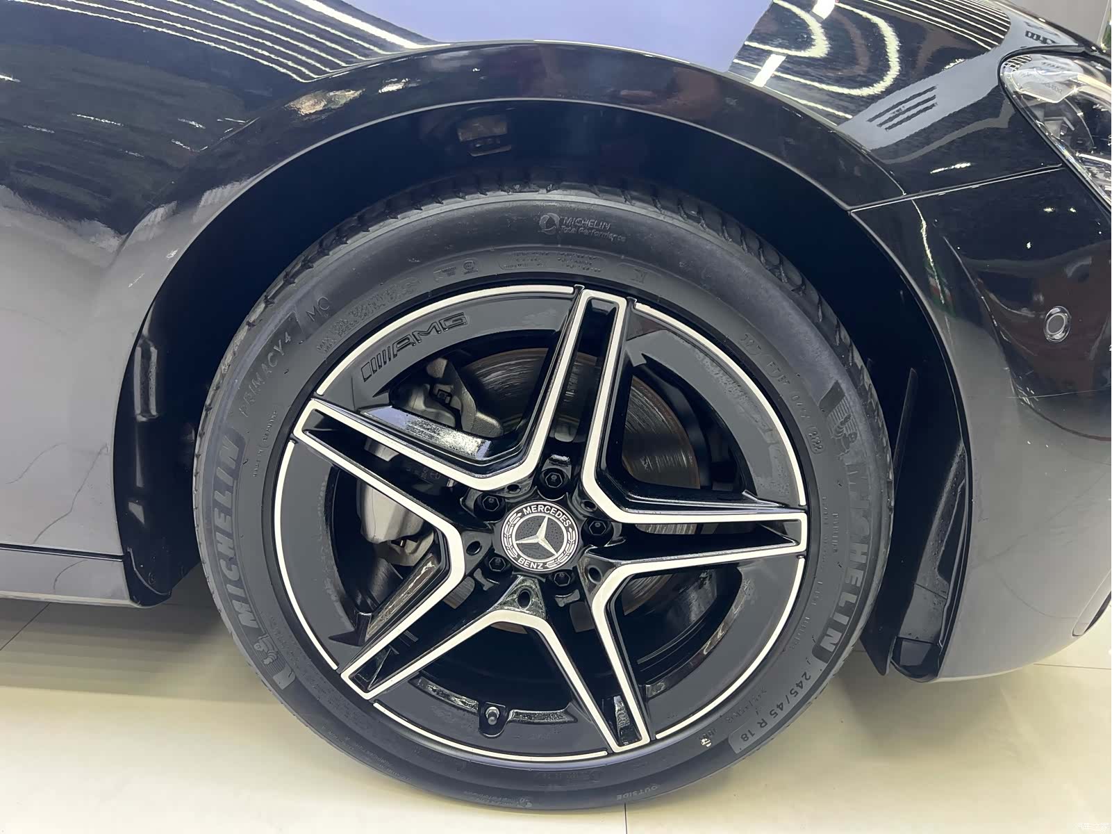 Mercedes-Benz E-Class, 2022 11