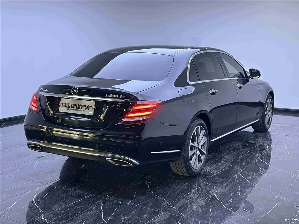 Mercedes-Benz E-Class, 2017 4