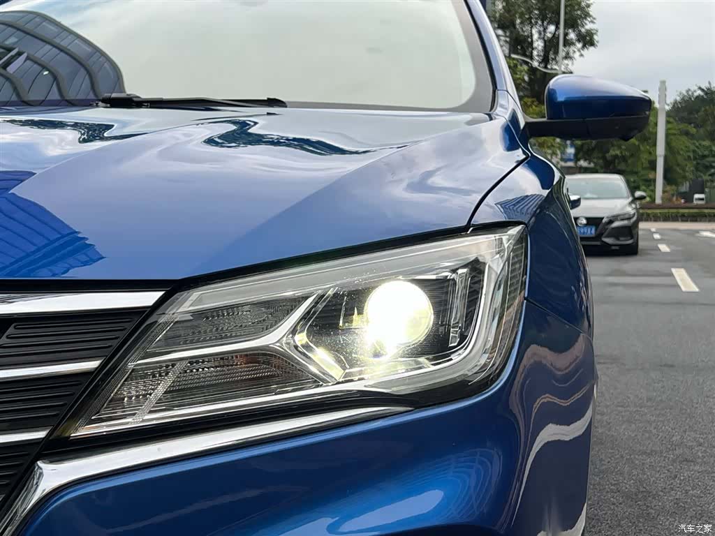 Roewe i5, 2020 27