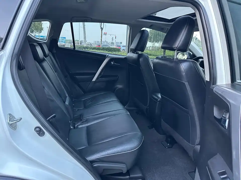 Toyota RAV4 Rongfang