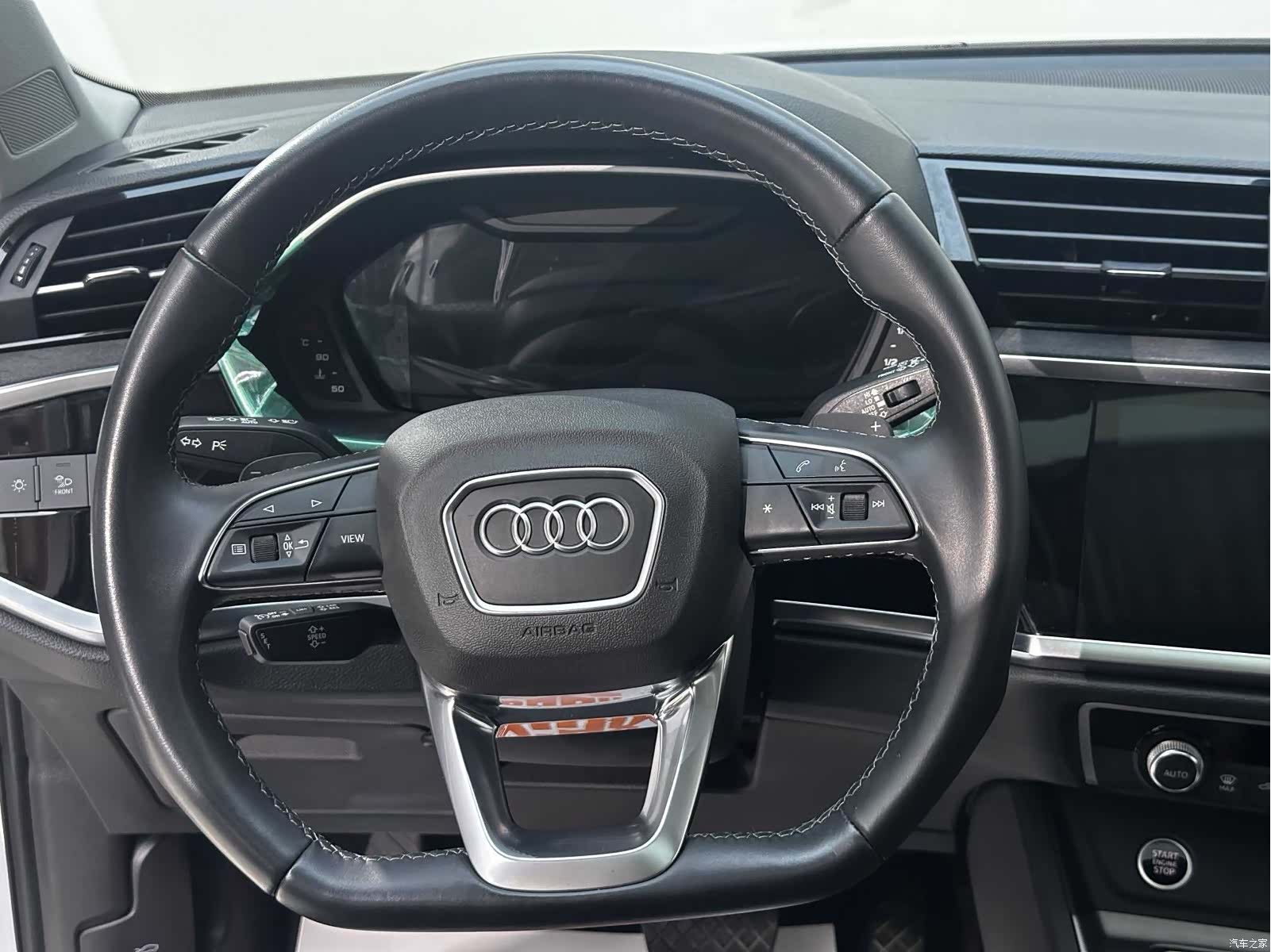 Audi Q3, 2022 23
