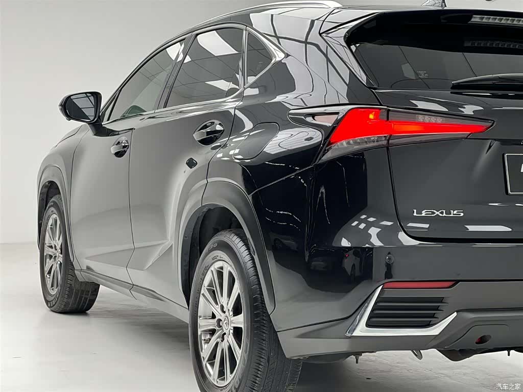 Lexus NX, 2021 9
