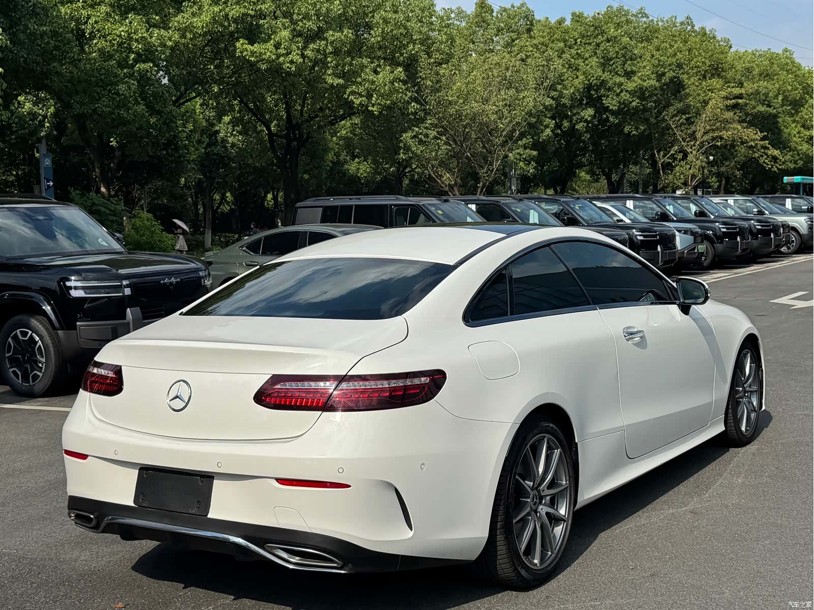 Mercedes-Benz E-Class, 2021 24