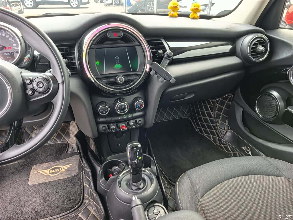 Mini Cooper, 2020 15