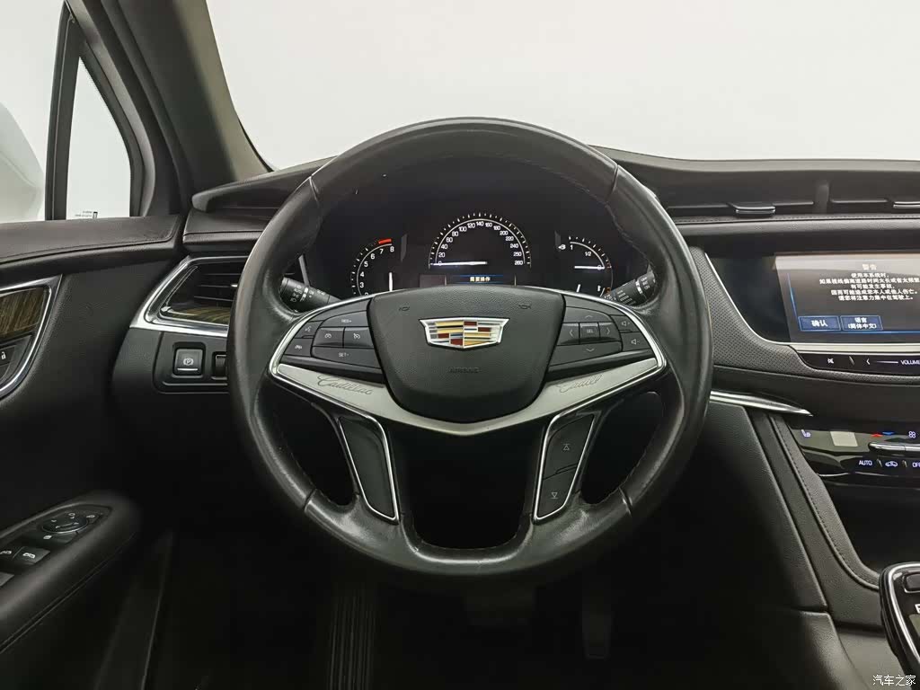 Cadillac XT5, 2018 11