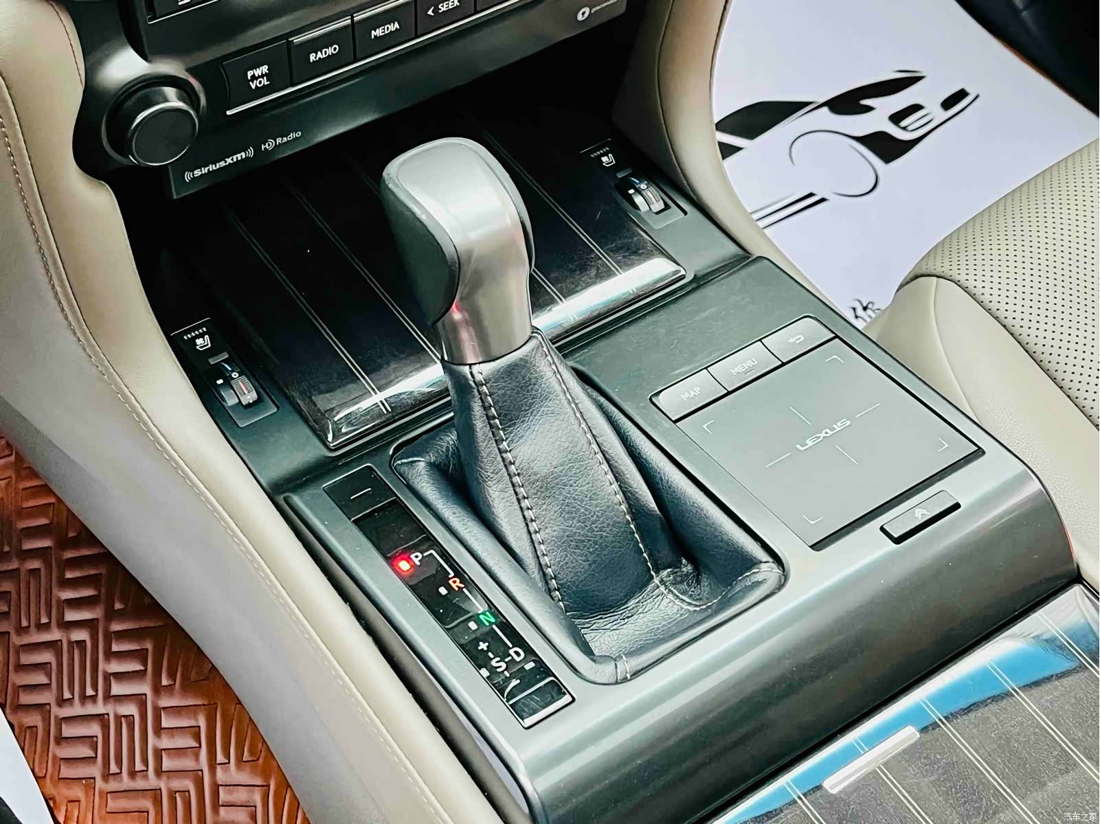 Lexus GX, 2023 11
