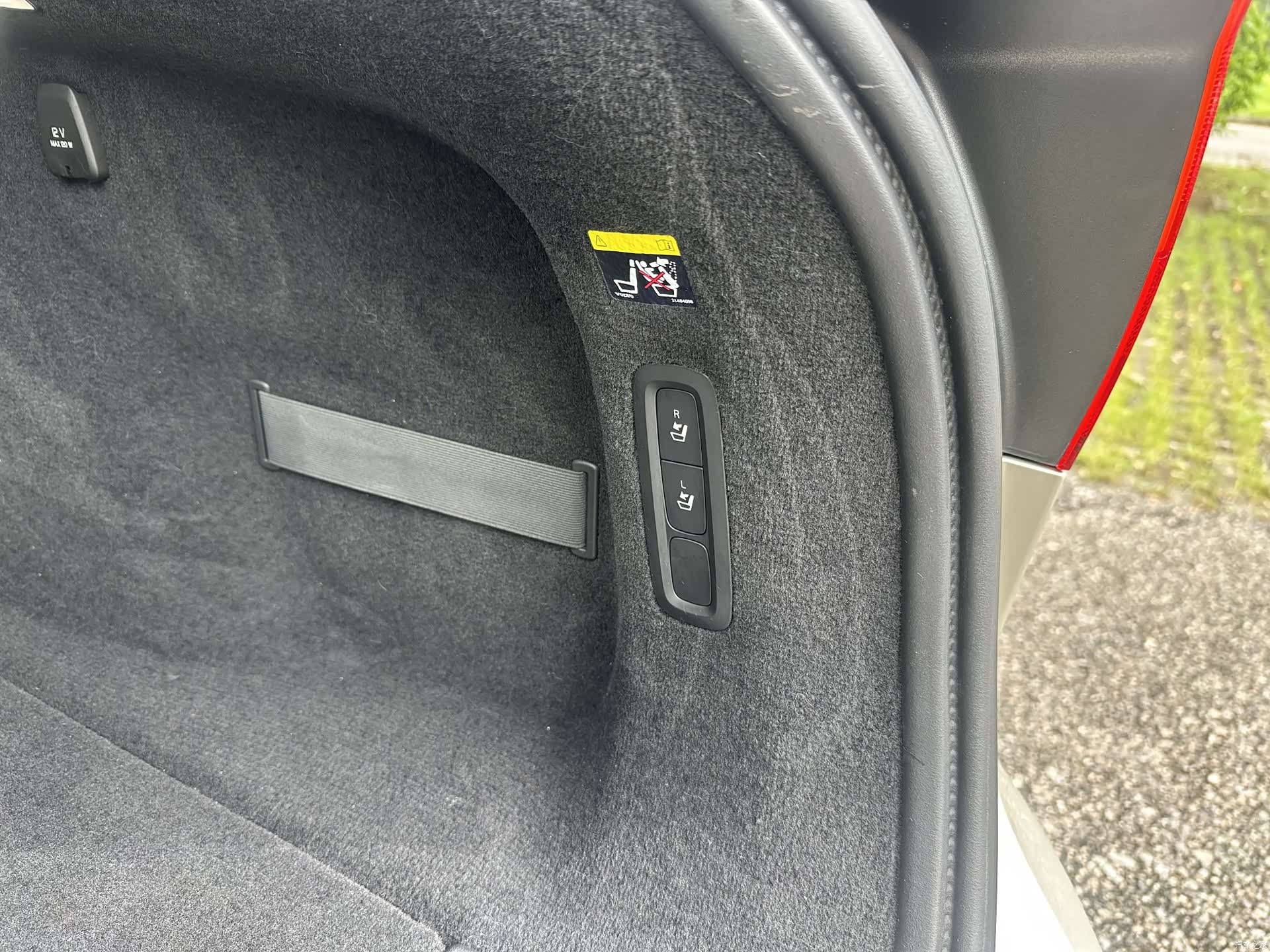 Volvo V90, 2019 14