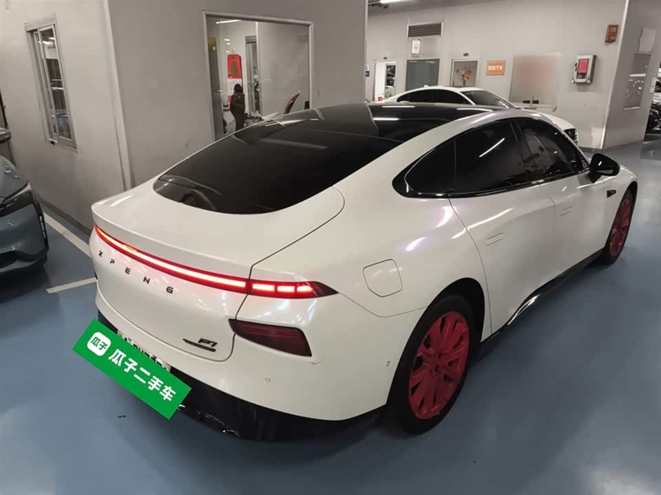 XPENG P7