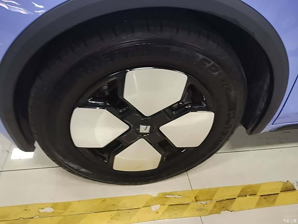 Wuling KiWi, 2023 23