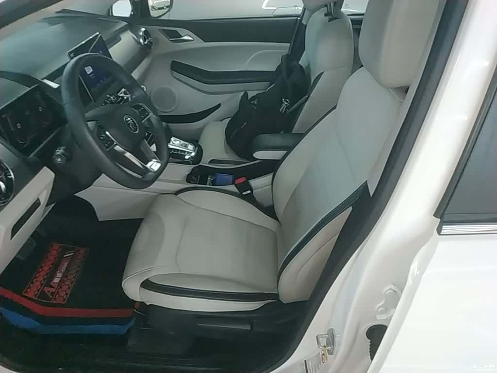 BYD Yuan, 2021 15