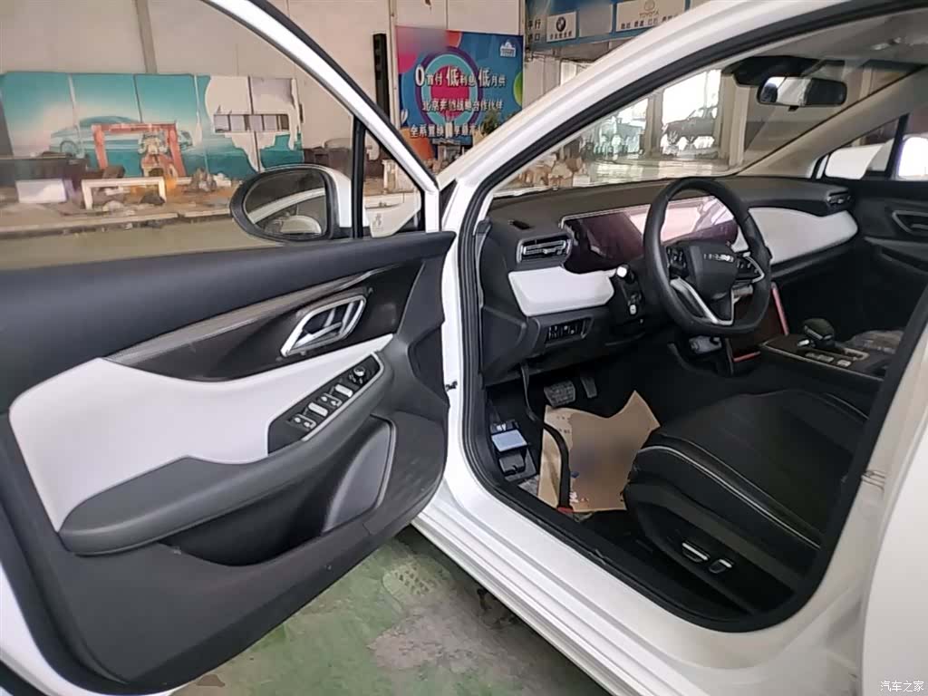 BAIC EU5, 2024 16