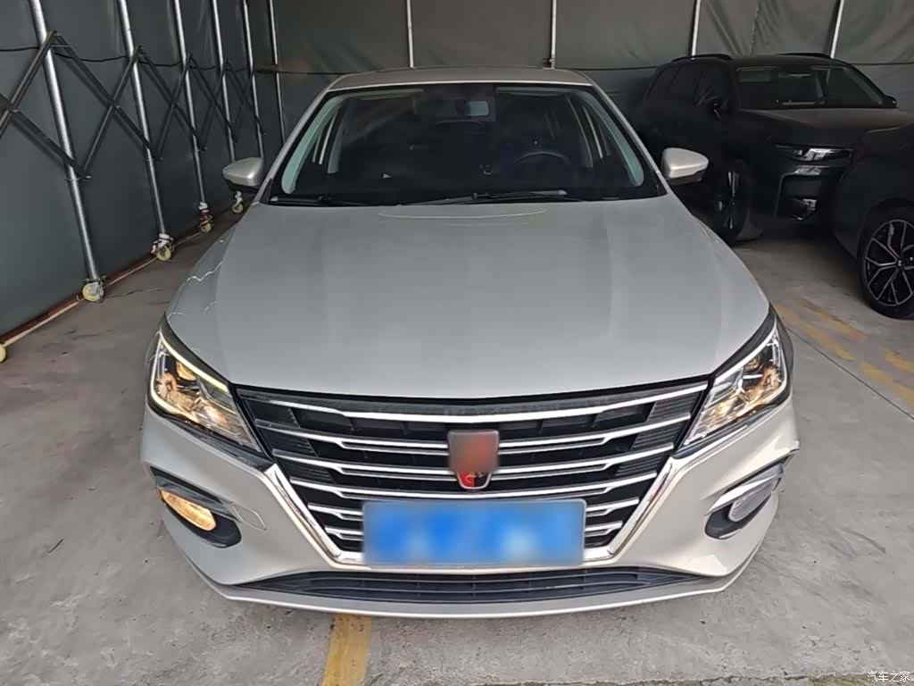 Roewe i5, 2019 3