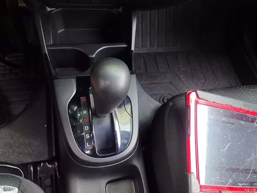 Honda Fit, 2017 14