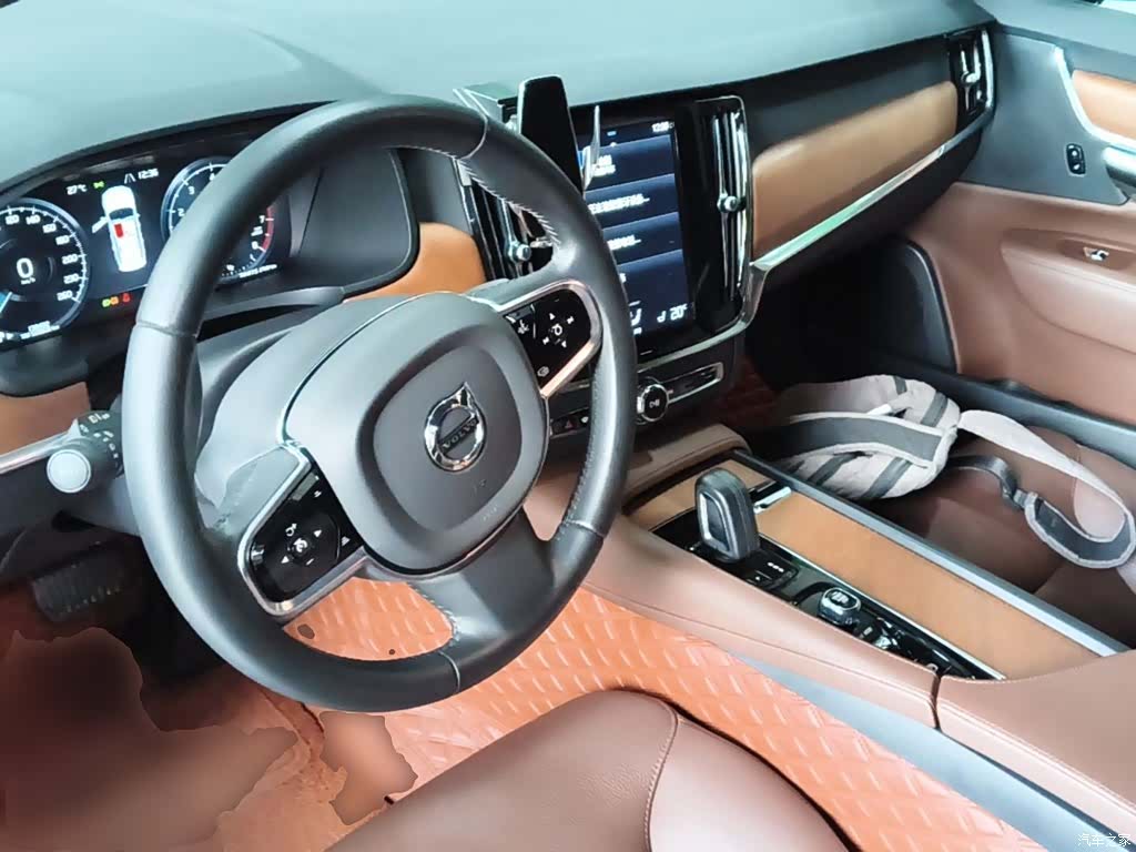 Volvo S90, 2020 10