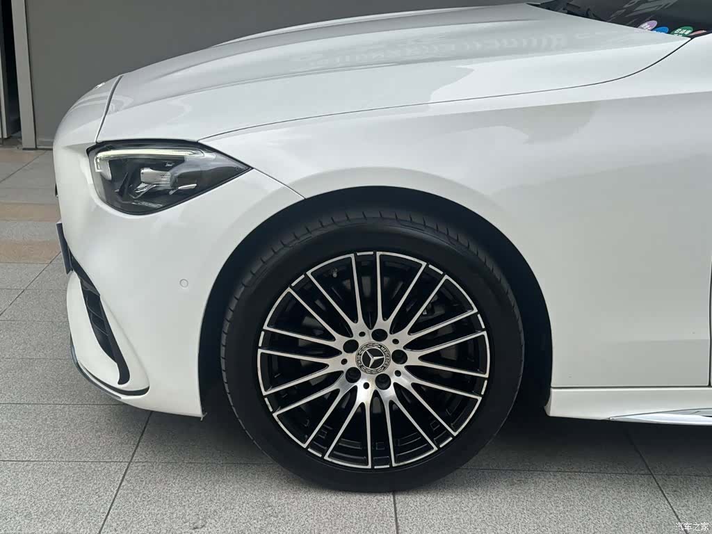 Mercedes-Benz C-Class, 2023 все фото