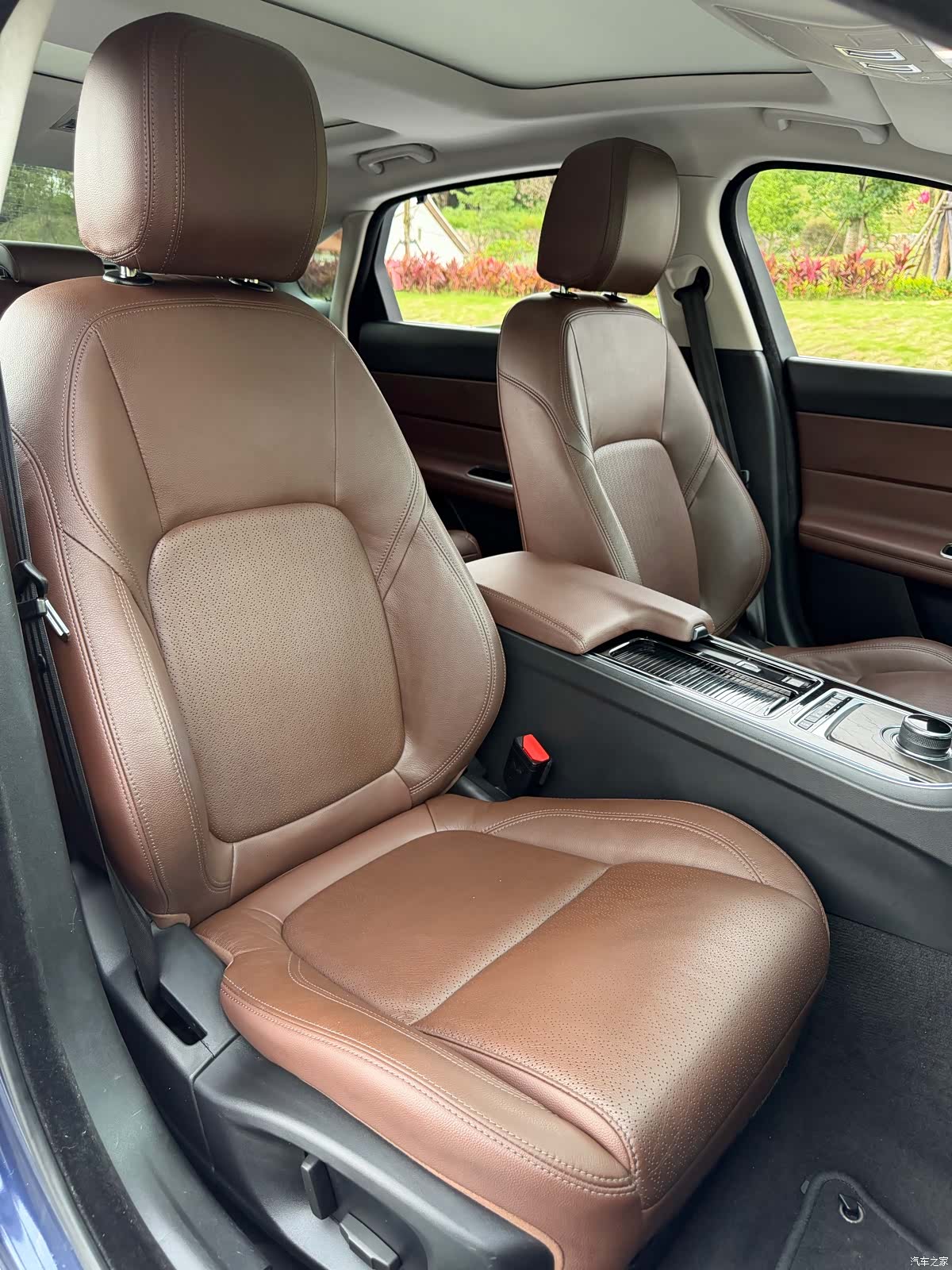 Land Rover XFL, 2019 11