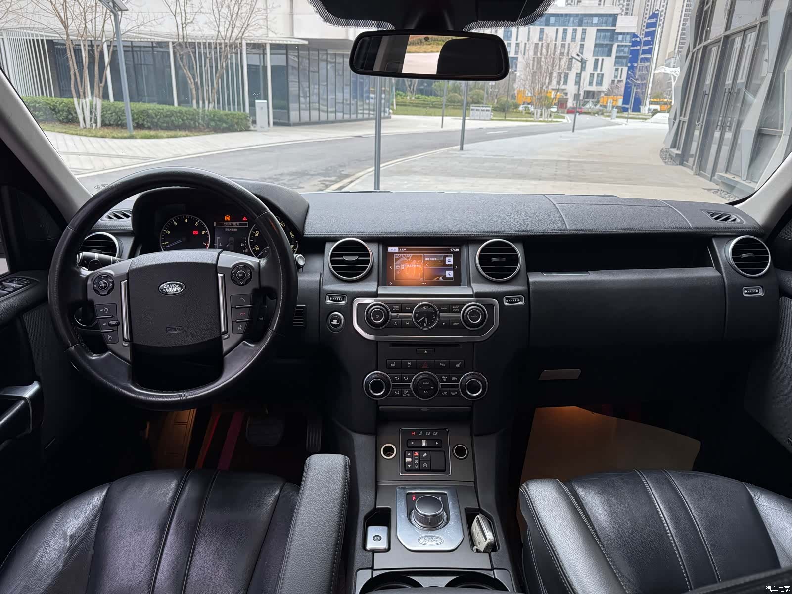 Land Rover Discovery, 2016 13