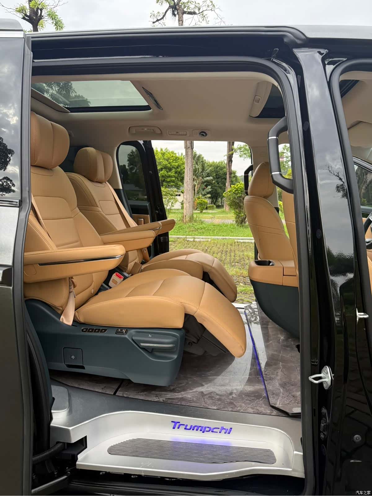 Trumpchi E8, 2024 все фото