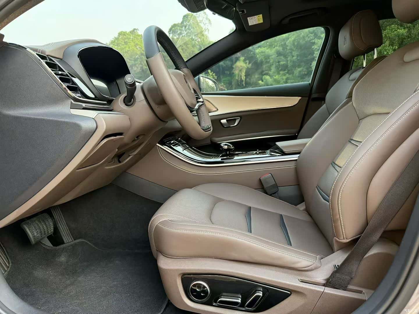 BYD Han, 2021 2