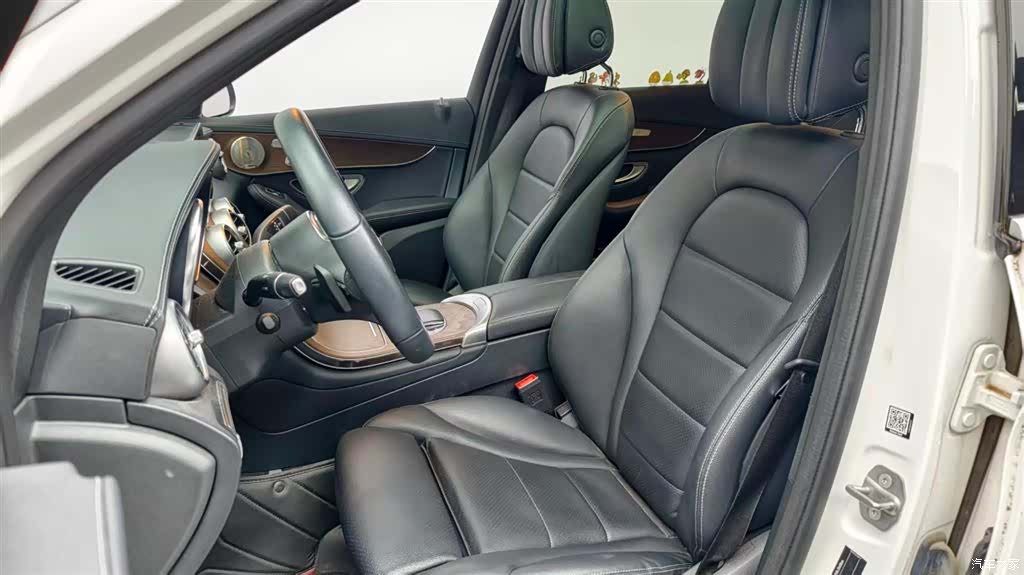 Mercedes-Benz GLC, 2023 9