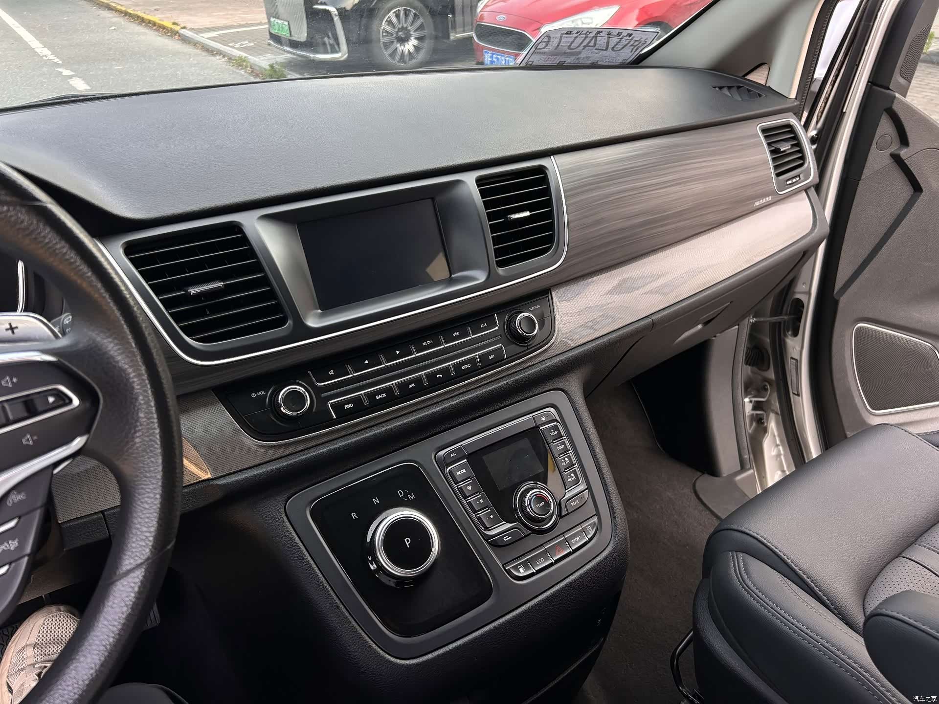 Maxus G10, 2021 11