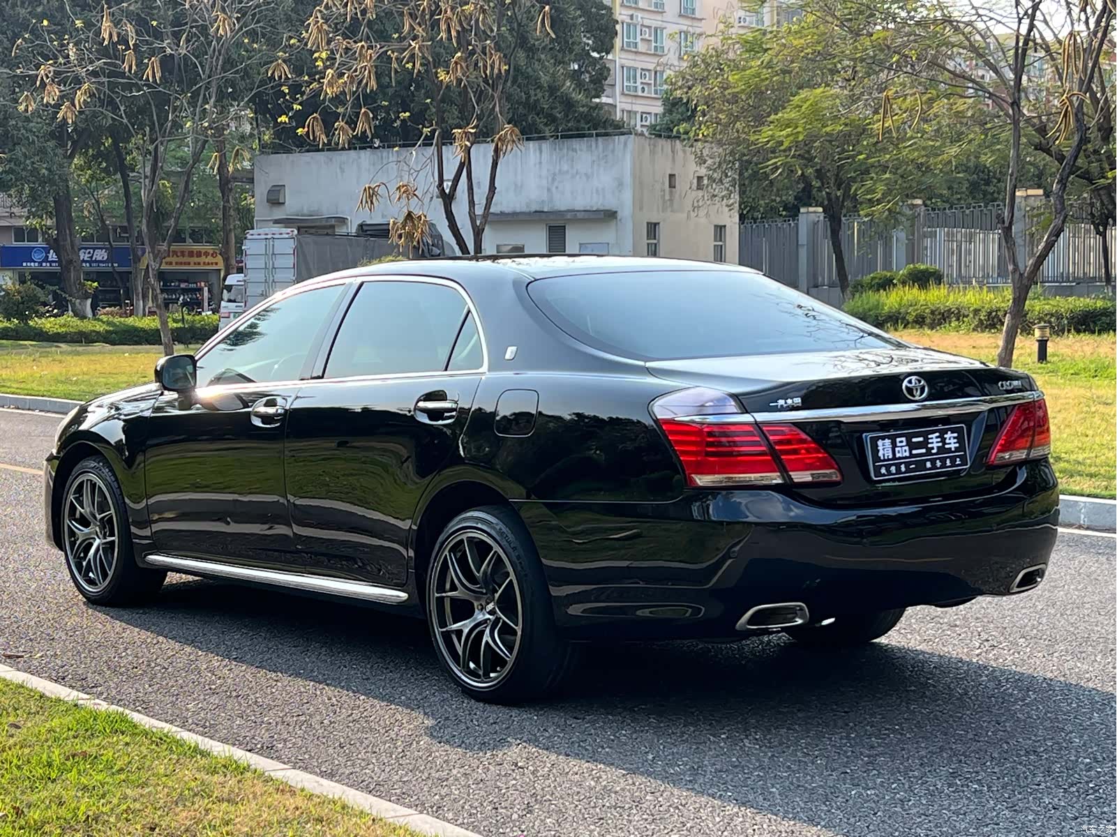 Toyota Crown, 2014 7