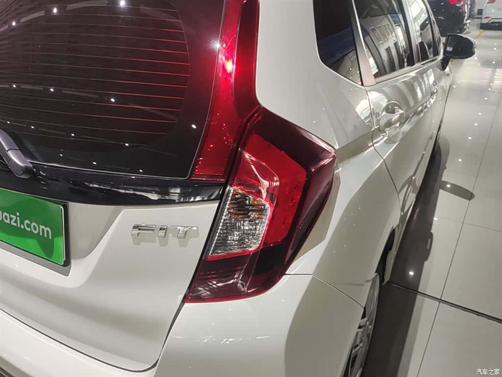 Honda Fit, 2018 8