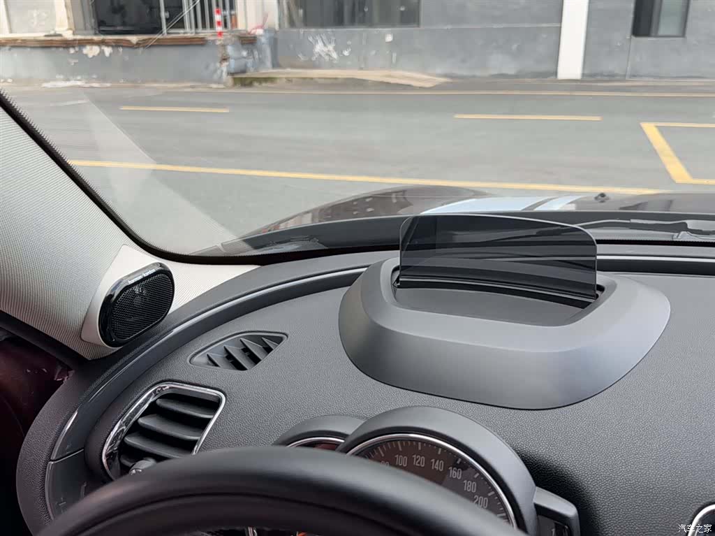 Mini Clubman, 2018 15