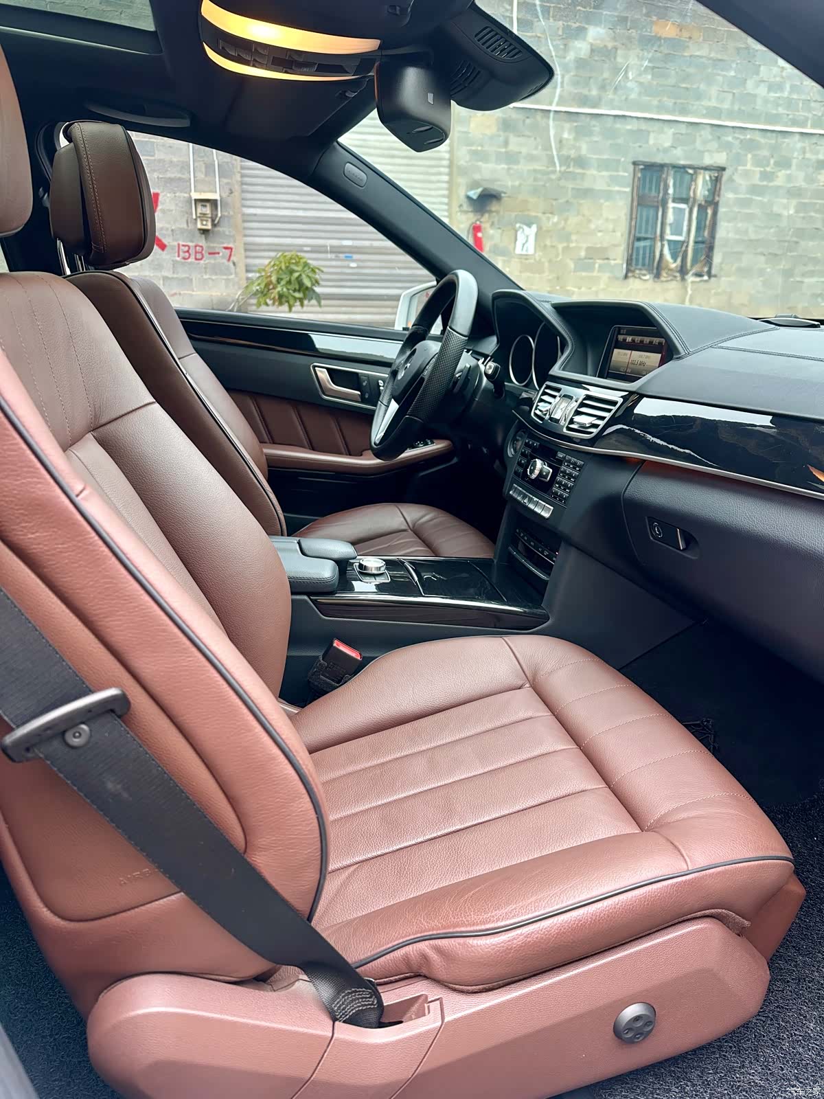 Mercedes-Benz E-Class, 2014 11